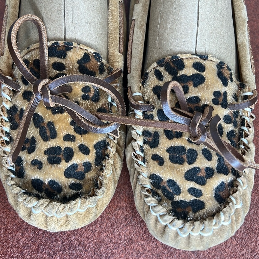 Lamo Slippers Size 5 - Picture 8 of 11